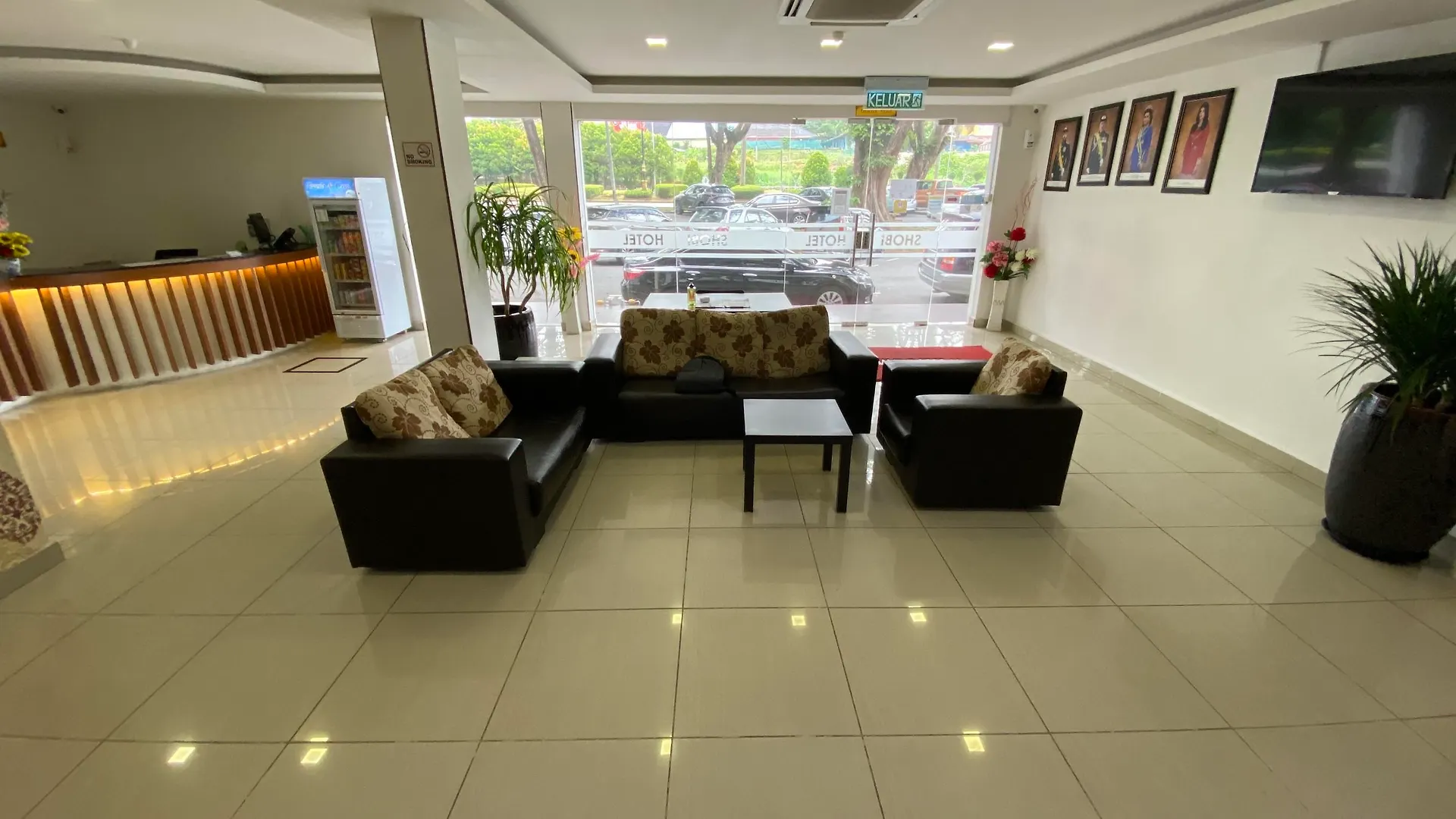 Shobi Hotel Johor Bahru Near Ciq Jb 3*,